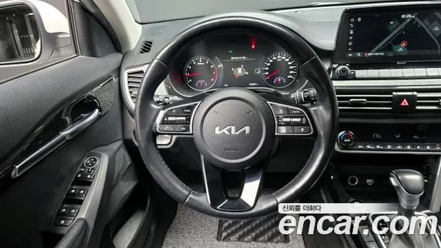 2023 Kia Seltos Gasoline 1.6 Turbo 2WD Sold VIN KNAEP812GPK338297 – photo 18 2023 Kia Seltos Gasoline 1.6 Turbo 2WD Sold VIN KNAEP812GPK338297 – photo 18
