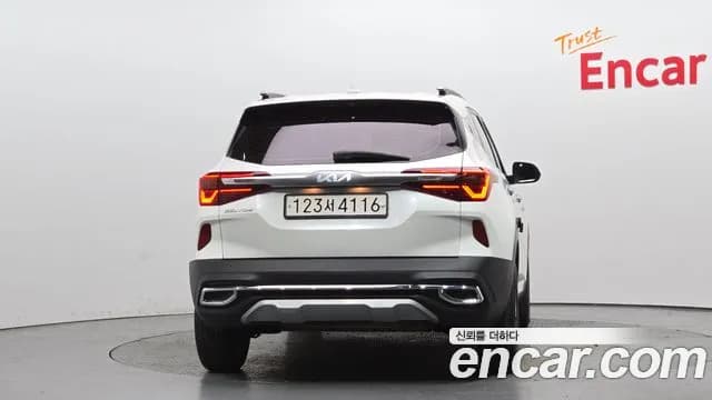 2023 Kia Seltos Gasoline 1.6 Turbo 2WD Sold VIN KNAEP812GPK372184 – rear exterior 2023 Kia Seltos Gasoline 1.6 Turbo 2WD Sold VIN KNAEP812GPK372184 – rear exterior