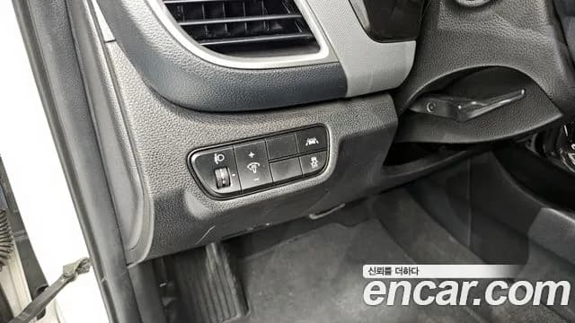 2023 Kia Seltos Gasoline 1.6 Turbo 2WD Sold VIN KNAEP812GPK375167 – exterior detail 2023 Kia Seltos Gasoline 1.6 Turbo 2WD Sold VIN KNAEP812GPK375167 – exterior detail