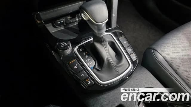 2025 Kia The New Seltos Gasoline 1.6 Turbo 2WD Sold VIN KNAEP817BSK742489 – trunk area 2025 Kia The New Seltos Gasoline 1.6 Turbo 2WD Sold VIN KNAEP817BSK742489 – trunk area