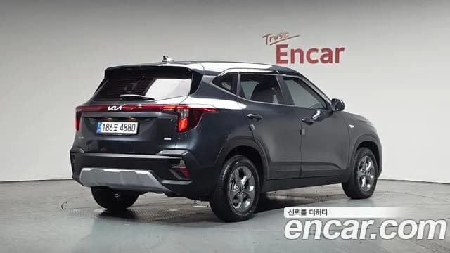 2024 Kia The New Seltos Gasoline 1.6 Turbo 4WD Sold VIN KNAEP817DRK591118 – rear exterior 2024 Kia The New Seltos Gasoline 1.6 Turbo 4WD Sold VIN KNAEP817DRK591118 – rear exterior