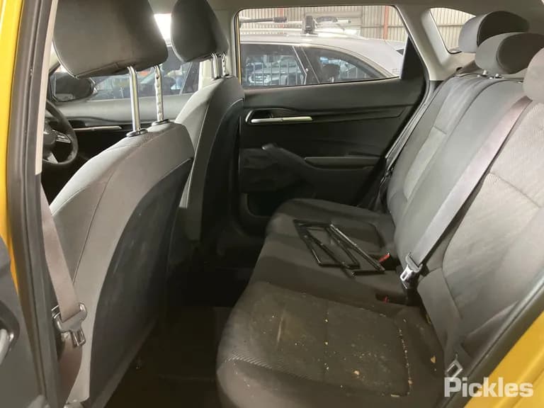 2020 Kia Seltos Used VIN KNAEP81ATM7131271 – photo 12 2020 Kia Seltos Used VIN KNAEP81ATM7131271 – photo 12