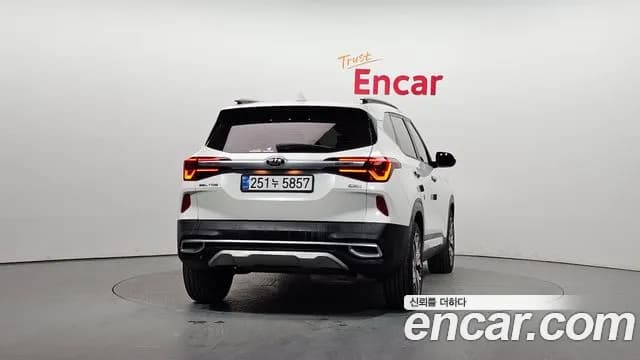2020 Kia Seltos Gasoline 1.6 Turbo 2WD Sold VIN KNAER812GLK004068 – photo 12 2020 Kia Seltos Gasoline 1.6 Turbo 2WD Sold VIN KNAER812GLK004068 – photo 12