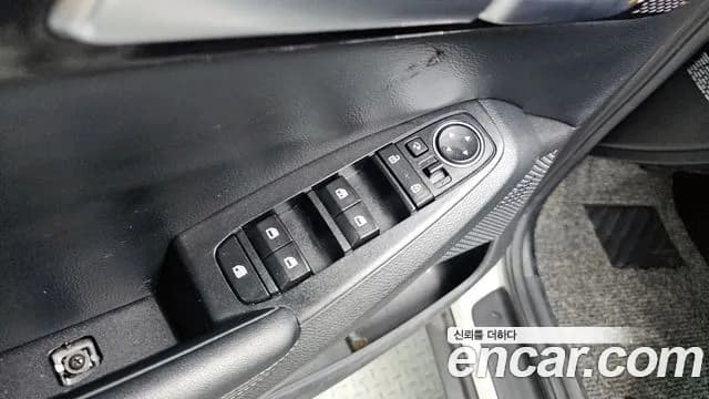2020 Kia Seltos Gasoline 1.6 Turbo 2WD Sold VIN KNAER812GLK004068 – photo 14 2020 Kia Seltos Gasoline 1.6 Turbo 2WD Sold VIN KNAER812GLK004068 – photo 14