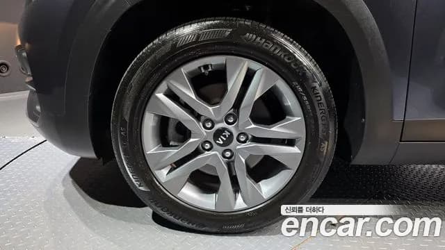 2020 Kia Seltos Gasoline 1.6 Turbo 2WD Sold VIN KNAER812GLK053996 – dashboard 2020 Kia Seltos Gasoline 1.6 Turbo 2WD Sold VIN KNAER812GLK053996 – dashboard