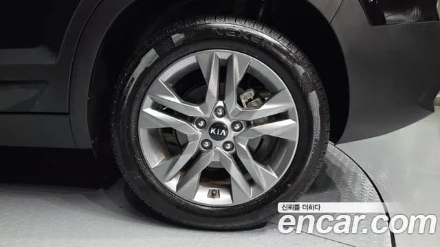 2020 Kia Seltos Gasoline 1.6 Turbo 2WD Sold VIN KNAER812GLK099534 – photo 28 2020 Kia Seltos Gasoline 1.6 Turbo 2WD Sold VIN KNAER812GLK099534 – photo 28