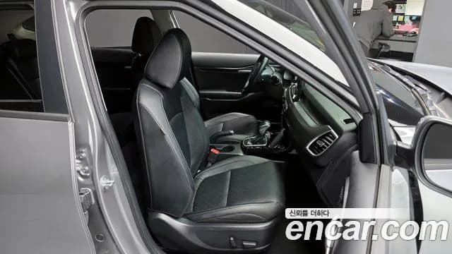 2023 Kia Seltos Gasoline 1.6 Turbo 2WD Sold VIN KNAER812GPK318269 – exterior detail 2023 Kia Seltos Gasoline 1.6 Turbo 2WD Sold VIN KNAER812GPK318269 – exterior detail