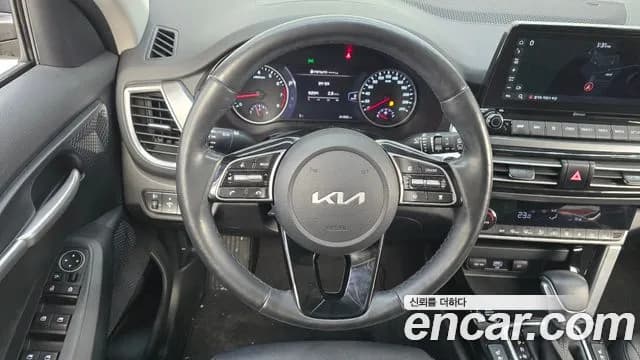 2023 Kia Seltos Gasoline 1.6 Turbo 2WD Sold VIN KNAER812GPK348991 – interior seats 2023 Kia Seltos Gasoline 1.6 Turbo 2WD Sold VIN KNAER812GPK348991 – interior seats