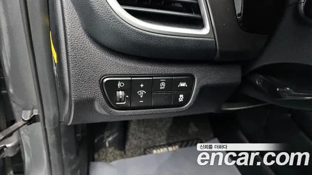 2020 Kia Seltos Diesel 1.6 2WD Sold VIN KNAES815GLK021878 – interior seats 2020 Kia Seltos Diesel 1.6 2WD Sold VIN KNAES815GLK021878 – interior seats
