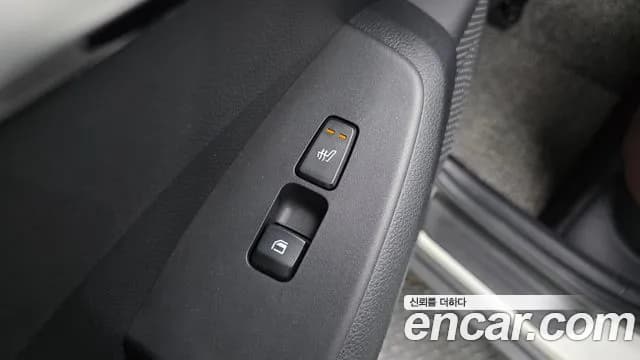 2020 Kia Seltos Diesel 1.6 2WD Sold VIN KNAES815GLK036580 – interior seats 2020 Kia Seltos Diesel 1.6 2WD Sold VIN KNAES815GLK036580 – interior seats