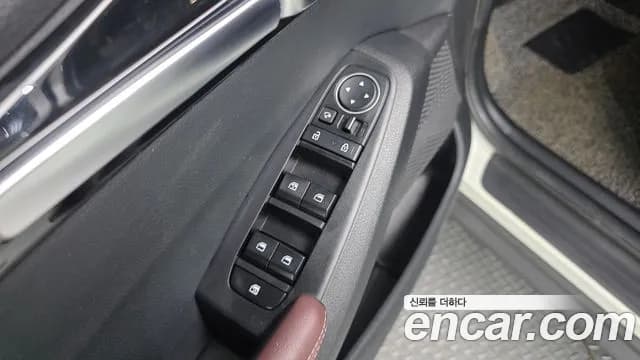 2020 Kia Seltos Diesel 1.6 2WD Sold VIN KNAES815GLK036580 – trunk area 2020 Kia Seltos Diesel 1.6 2WD Sold VIN KNAES815GLK036580 – trunk area