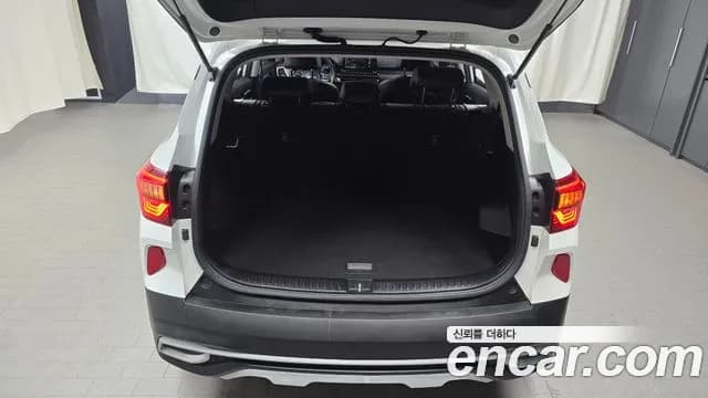 2020 Kia Seltos Diesel 1.6 2WD Sold VIN KNAES815GLK072007 – photo 19 2020 Kia Seltos Diesel 1.6 2WD Sold VIN KNAES815GLK072007 – photo 19