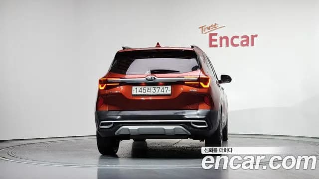 2020 Kia Seltos Gasoline 1.6 Turbo 2WD Sold VIN KNAET812GLK001731 – trunk area 2020 Kia Seltos Gasoline 1.6 Turbo 2WD Sold VIN KNAET812GLK001731 – trunk area