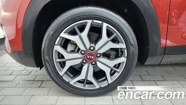 2020 Kia Seltos Gasoline 1.6 Turbo 2WD Sold VIN KNAET812GLK001731 – photo 12 2020 Kia Seltos Gasoline 1.6 Turbo 2WD Sold VIN KNAET812GLK001731 – photo 12