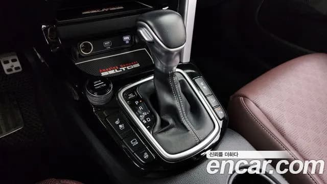 2020 Kia Seltos Gasoline 1.6 Turbo 2WD Sold VIN KNAET812GLK001731 – photo 17 2020 Kia Seltos Gasoline 1.6 Turbo 2WD Sold VIN KNAET812GLK001731 – photo 17