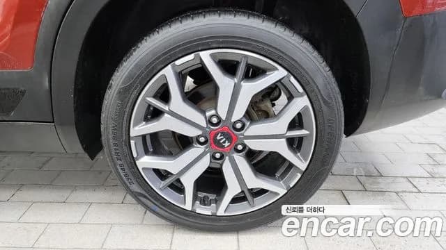 2020 Kia Seltos Gasoline 1.6 Turbo 2WD Sold VIN KNAET812GLK001731 – photo 19 2020 Kia Seltos Gasoline 1.6 Turbo 2WD Sold VIN KNAET812GLK001731 – photo 19