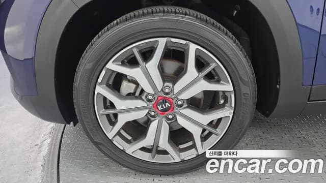 2020 Kia Seltos Gasoline 1.6 Turbo 2WD Sold VIN KNAET812GLK001852 – photo 15 2020 Kia Seltos Gasoline 1.6 Turbo 2WD Sold VIN KNAET812GLK001852 – photo 15