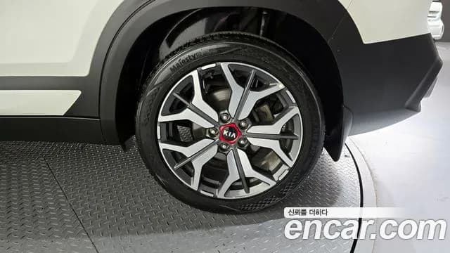 2020 Kia Seltos Gasoline 1.6 Turbo 2WD Sold VIN KNAET812GLK002085 – front exterior 2020 Kia Seltos Gasoline 1.6 Turbo 2WD Sold VIN KNAET812GLK002085 – front exterior