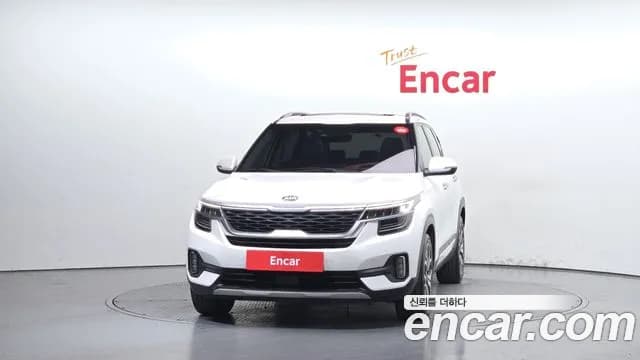 2020 Kia Seltos Gasoline 1.6 Turbo 2WD Sold VIN KNAET812GLK002085 – trunk area 2020 Kia Seltos Gasoline 1.6 Turbo 2WD Sold VIN KNAET812GLK002085 – trunk area