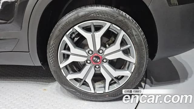 2020 Kia Seltos Gasoline 1.6 Turbo 2WD Sold VIN KNAET812GLK002977 – engine bay 2020 Kia Seltos Gasoline 1.6 Turbo 2WD Sold VIN KNAET812GLK002977 – engine bay
