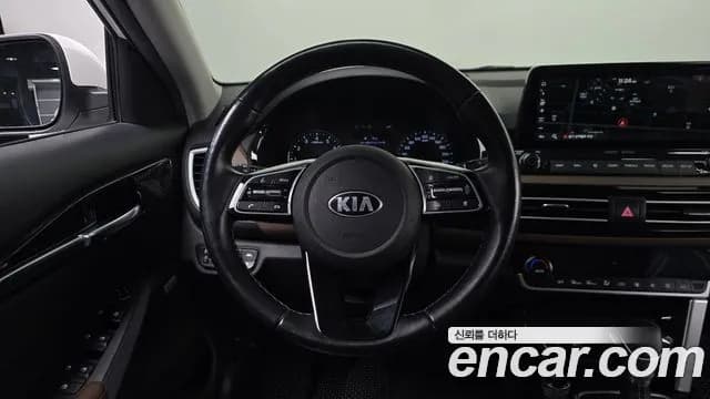 2020 Kia Seltos Gasoline 1.6 Turbo 2WD Sold VIN KNAET812GLK003282 – undercarriage 2020 Kia Seltos Gasoline 1.6 Turbo 2WD Sold VIN KNAET812GLK003282 – undercarriage
