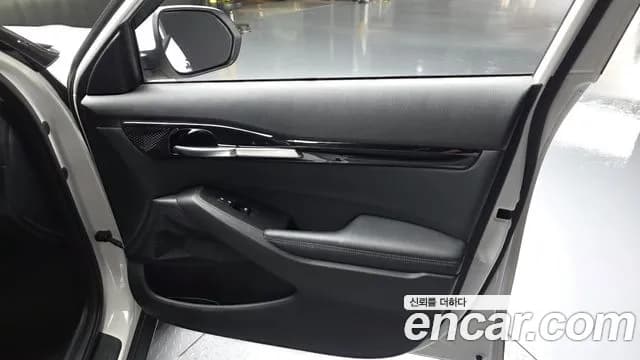 2020 Kia Seltos Gasoline 1.6 Turbo 2WD Sold VIN KNAET812GLK014679 – rear exterior 2020 Kia Seltos Gasoline 1.6 Turbo 2WD Sold VIN KNAET812GLK014679 – rear exterior