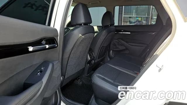2020 Kia Seltos Gasoline 1.6 Turbo 2WD Sold VIN KNAET812GLK018888 – interior seats 2020 Kia Seltos Gasoline 1.6 Turbo 2WD Sold VIN KNAET812GLK018888 – interior seats