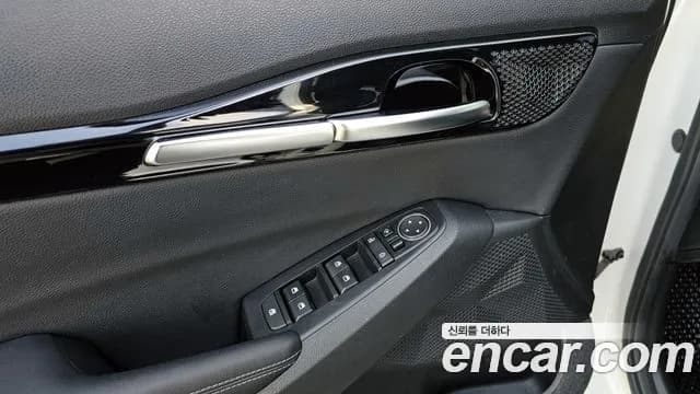 2020 Kia Seltos Gasoline 1.6 Turbo 2WD Sold VIN KNAET812GLK018888 – undercarriage 2020 Kia Seltos Gasoline 1.6 Turbo 2WD Sold VIN KNAET812GLK018888 – undercarriage