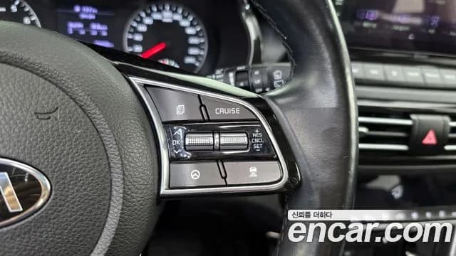 2020 Kia Seltos Gasoline 1.6 Turbo 2WD Sold VIN KNAET812GLK022240 – interior seats 2020 Kia Seltos Gasoline 1.6 Turbo 2WD Sold VIN KNAET812GLK022240 – interior seats