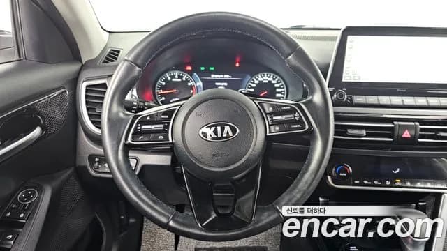 2020 Kia Seltos Gasoline 1.6 Turbo 2WD Sold VIN KNAET812GLK025976 – front exterior 2020 Kia Seltos Gasoline 1.6 Turbo 2WD Sold VIN KNAET812GLK025976 – front exterior