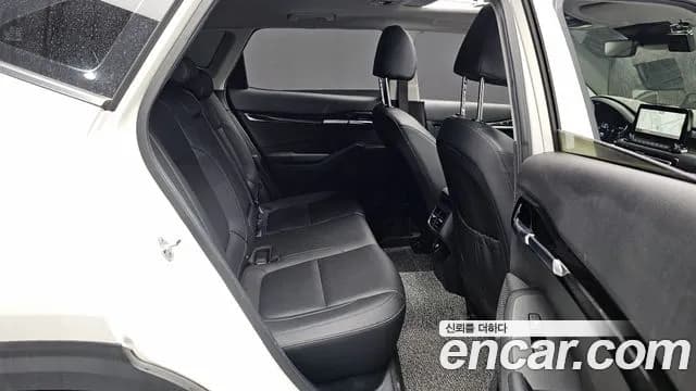 2020 Kia Seltos Gasoline 1.6 Turbo 2WD Sold VIN KNAET812GLK032157 – exterior detail 2020 Kia Seltos Gasoline 1.6 Turbo 2WD Sold VIN KNAET812GLK032157 – exterior detail