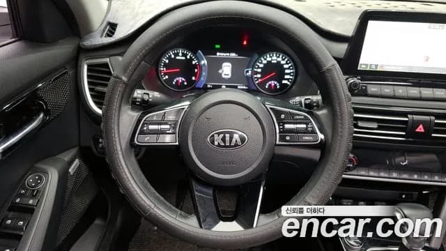 2020 Kia Seltos Gasoline 1.6 Turbo 2WD Sold VIN KNAET812GLK032157 – photo 15 2020 Kia Seltos Gasoline 1.6 Turbo 2WD Sold VIN KNAET812GLK032157 – photo 15