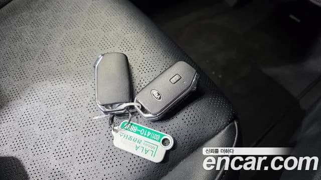 2020 Kia Seltos Gasoline 1.6 Turbo 2WD Sold VIN KNAET812GLK067209 – rear exterior 2020 Kia Seltos Gasoline 1.6 Turbo 2WD Sold VIN KNAET812GLK067209 – rear exterior