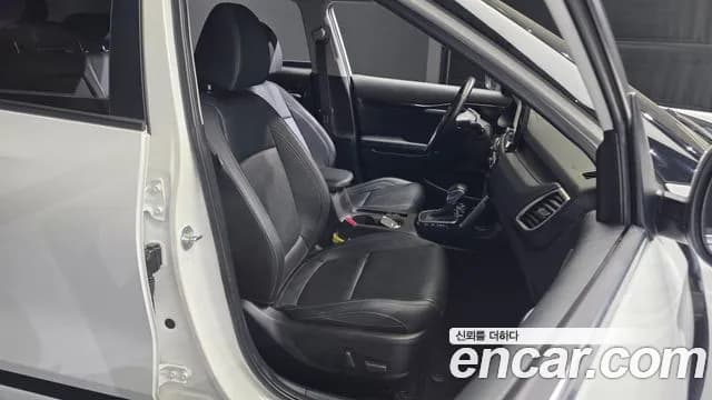 2020 Kia Seltos Gasoline 1.6 Turbo 2WD Sold VIN KNAET812GLK067209 – interior seats 2020 Kia Seltos Gasoline 1.6 Turbo 2WD Sold VIN KNAET812GLK067209 – interior seats