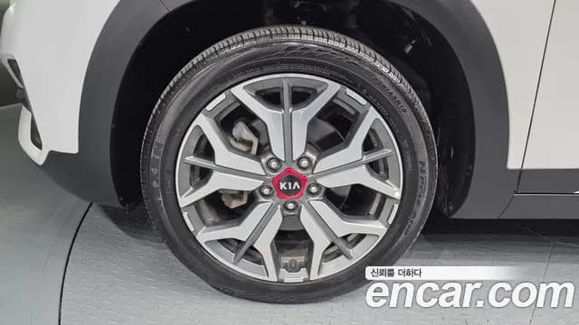 2020 Kia Seltos Gasoline 1.6 Turbo 2WD Sold VIN KNAET812GLK067209 – odometer reading 2020 Kia Seltos Gasoline 1.6 Turbo 2WD Sold VIN KNAET812GLK067209 – odometer reading