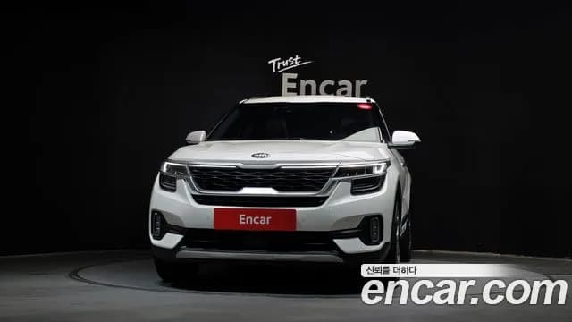 2020 Kia Seltos Gasoline 1.6 Turbo 2WD Sold VIN KNAET812GLK085186 – trunk area 2020 Kia Seltos Gasoline 1.6 Turbo 2WD Sold VIN KNAET812GLK085186 – trunk area