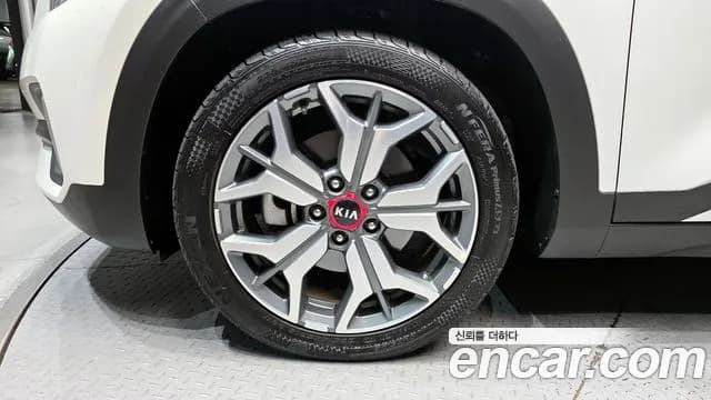 2020 Kia Seltos Gasoline 1.6 Turbo 2WD Sold VIN KNAET812GLK085186 – photo 16 2020 Kia Seltos Gasoline 1.6 Turbo 2WD Sold VIN KNAET812GLK085186 – photo 16