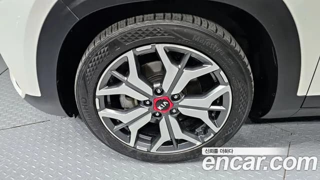 2020 Kia Seltos Gasoline 1.6 Turbo 2WD Sold VIN KNAET812GLK091257 – dashboard 2020 Kia Seltos Gasoline 1.6 Turbo 2WD Sold VIN KNAET812GLK091257 – dashboard