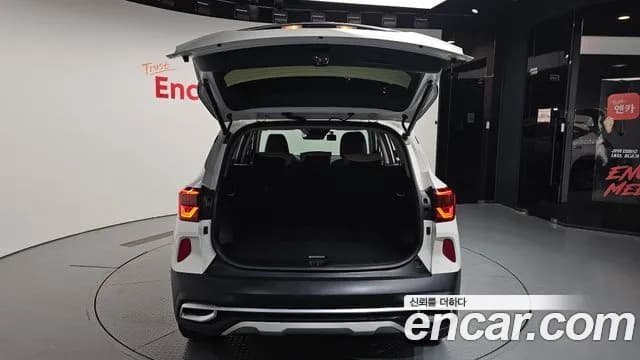 2020 Kia Seltos Gasoline 1.6 Turbo 2WD Sold VIN KNAET812GLK093850 – photo 11 2020 Kia Seltos Gasoline 1.6 Turbo 2WD Sold VIN KNAET812GLK093850 – photo 11