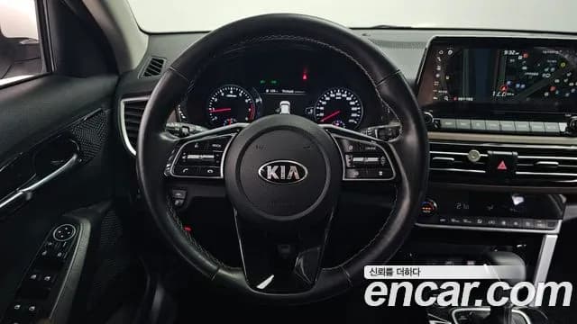 2020 Kia Seltos Gasoline 1.6 Turbo 2WD Sold VIN KNAET812GLK093850 – photo 14 2020 Kia Seltos Gasoline 1.6 Turbo 2WD Sold VIN KNAET812GLK093850 – photo 14