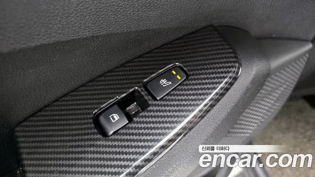 2021 Kia Seltos Gasoline 1.6 Turbo 2WD Sold VIN KNAET812GMK155553 – trunk area 2021 Kia Seltos Gasoline 1.6 Turbo 2WD Sold VIN KNAET812GMK155553 – trunk area