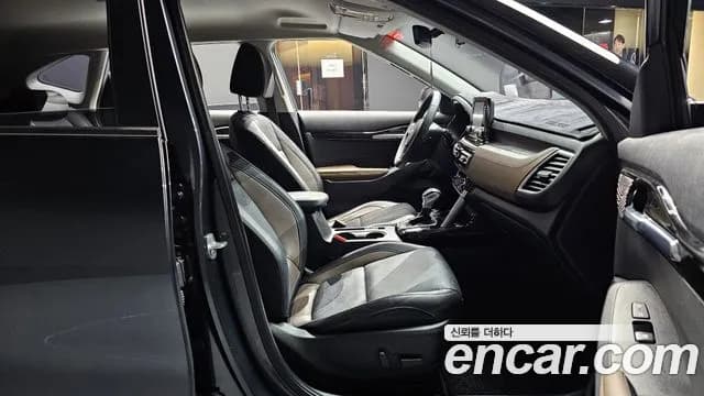 2022 Kia Seltos Gasoline 1.6 Turbo 2WD Sold VIN KNAET812GNK210878 – trunk area 2022 Kia Seltos Gasoline 1.6 Turbo 2WD Sold VIN KNAET812GNK210878 – trunk area