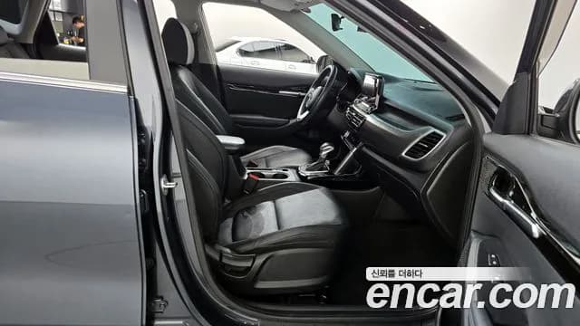 2022 Kia Seltos Gasoline 1.6 Turbo 2WD Sold VIN KNAET812GNK212533 – exterior detail 2022 Kia Seltos Gasoline 1.6 Turbo 2WD Sold VIN KNAET812GNK212533 – exterior detail