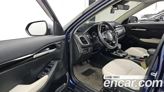 2022 Kia Seltos Gasoline 1.6 Turbo 2WD Sold VIN KNAET812GNK230502 – rear exterior 2022 Kia Seltos Gasoline 1.6 Turbo 2WD Sold VIN KNAET812GNK230502 – rear exterior