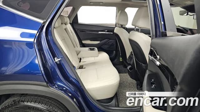 2022 Kia Seltos Gasoline 1.6 Turbo 2WD Sold VIN KNAET812GNK230502 – exterior detail 2022 Kia Seltos Gasoline 1.6 Turbo 2WD Sold VIN KNAET812GNK230502 – exterior detail