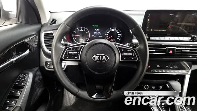2022 Kia Seltos Gasoline 1.6 Turbo 2WD Sold VIN KNAET812GNK245033 – exterior detail 2022 Kia Seltos Gasoline 1.6 Turbo 2WD Sold VIN KNAET812GNK245033 – exterior detail