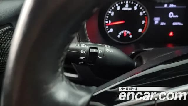 2022 Kia Seltos Gasoline 1.6 Turbo 2WD Sold VIN KNAET812GNK303688 – exterior detail 2022 Kia Seltos Gasoline 1.6 Turbo 2WD Sold VIN KNAET812GNK303688 – exterior detail