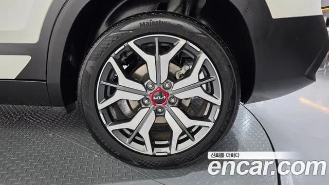 2023 Kia Seltos Gasoline 1.6 Turbo 2WD Sold VIN KNAET812GPK336632 – undercarriage 2023 Kia Seltos Gasoline 1.6 Turbo 2WD Sold VIN KNAET812GPK336632 – undercarriage