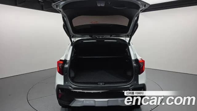2026 Kia The New Seltos Gasoline 1.6 Turbo 2WD Sold VIN KNAET817BTK908317 – trunk area 2026 Kia The New Seltos Gasoline 1.6 Turbo 2WD Sold VIN KNAET817BTK908317 – trunk area