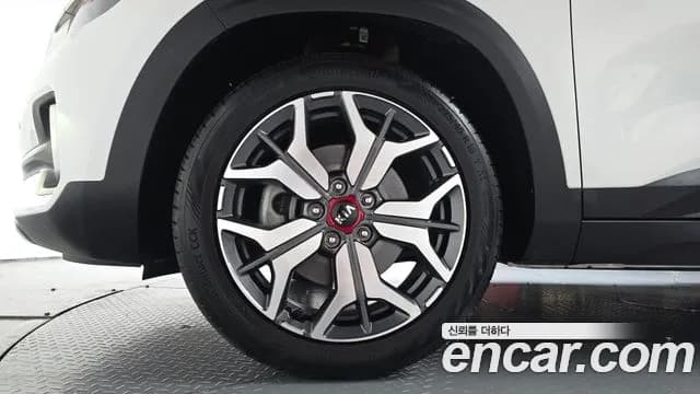 2022 Kia Seltos Gasoline 1.6 Turbo 4WD Sold VIN KNAEV812HNK249352 – side profile 2022 Kia Seltos Gasoline 1.6 Turbo 4WD Sold VIN KNAEV812HNK249352 – side profile